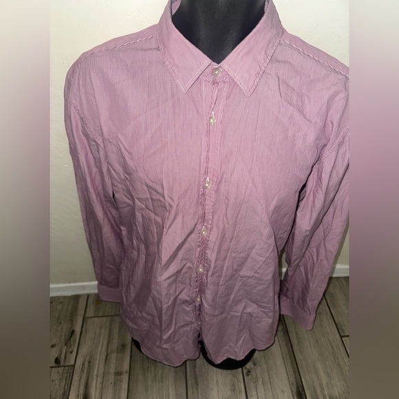 Hugo Boss Other - Men’s used Hugo Boss size XL slim fit red striped dress button front shirt